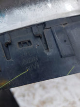 Laden Sie das Bild in den Galerie-Viewer, BMW X5 F15 F16 X6 KÜHLERGRILLE BLENDE LINKS