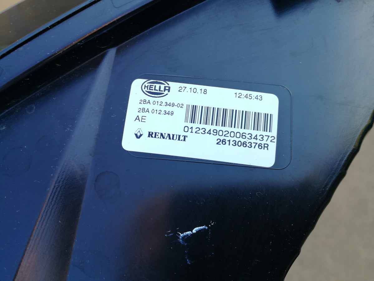 Renault Megane IV 4 16- Kierunkowskaz Right Front Hella 261306376R — photo 6 of 6