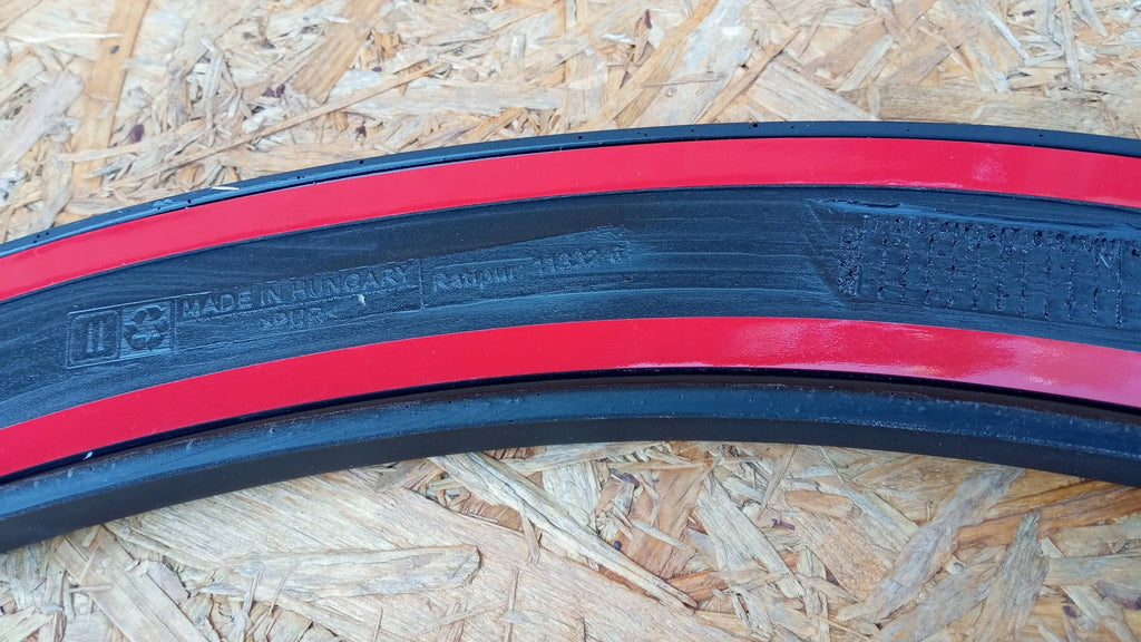 SUZUKI SWIFT MK7 HINTERER KOTFLÜGELSTREIFEN