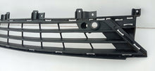 Load image into Gallery viewer, OPEL ASTRA K V LIFT 19- ATRAPA KRATKA GRILL ZDERZAKA PRZEDNIEGO 39130494
