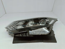 Laden Sie das Bild in den Galerie-Viewer, Nissan Qashqai II J11 LIFT 17- SCHEINWERFER LINKS VORNE LINSE 100-19009