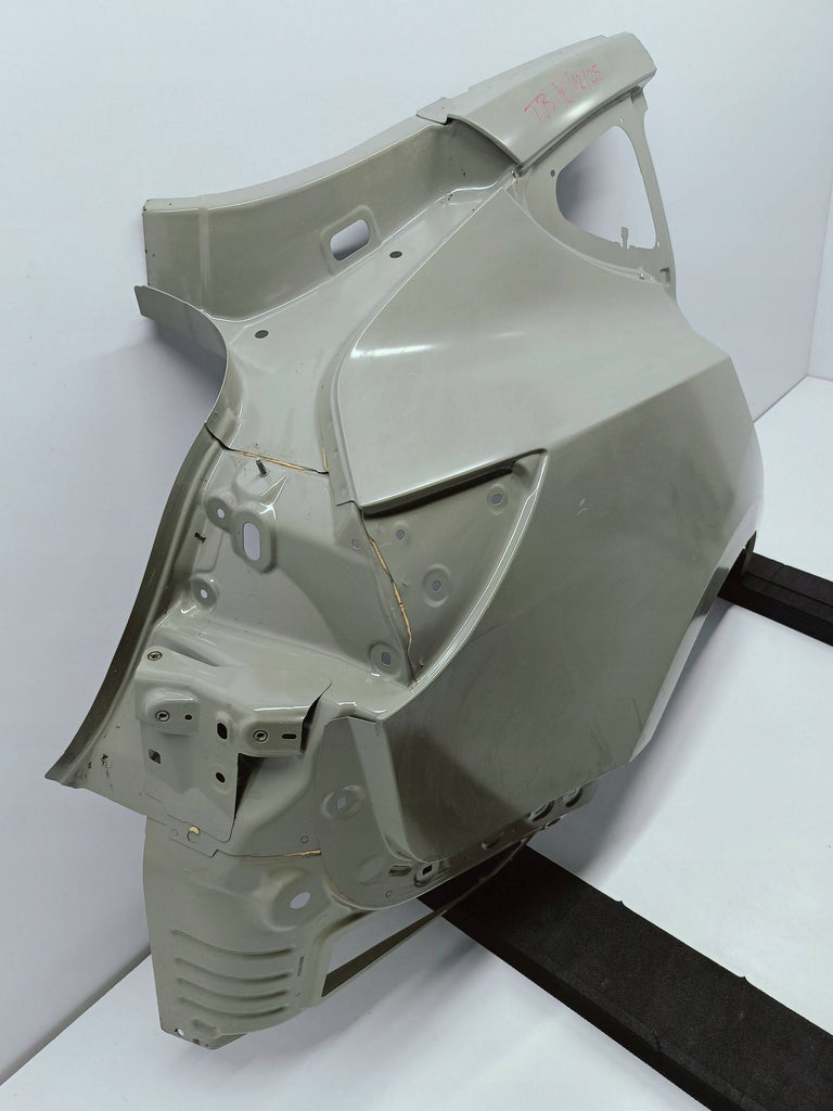 Tesla Model 3 M3 III 17- KOTFLÜGEL RECHTS HINTEN SEITENWAND VIERTEL 16255824020A