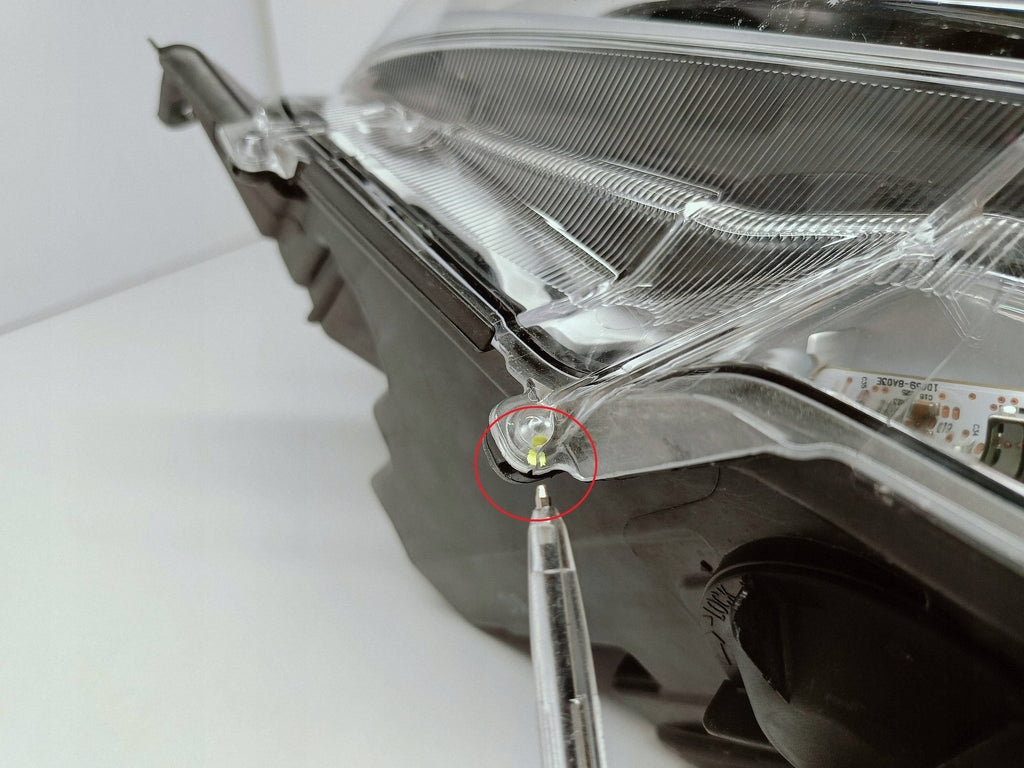 Toyota Yaris IV 4 XP21 19- LAMPA PRAWA PRZÓD PRZEDNIA FULL LED KOITO K0-8