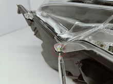 Załaduj zdjęcie do przeglądarki galerii, Toyota Yaris IV 4 XP21 19- LAMPA PRAWA PRZÓD PRZEDNIA FULL LED KOITO K0-8