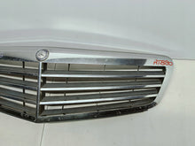 Załaduj zdjęcie do przeglądarki galerii, Mercedes-Benz C KLAS W204 07- ATRAPA GRILL ZDERZAKA PRZEDNIEGO A2048801283