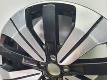 Laden Sie das Bild in den Galerie-Viewer, Volvo XC40 XC 40 ALUFELGE 19 ZOLL 7.5x19 ET50.5 5x108 OE 32143627