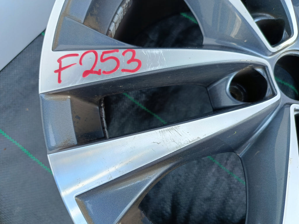 FELGA ALUMINIOWA RENAULT OE 7.5"x18" 5X114.3 ET39 ARGONAUTE 403006881R