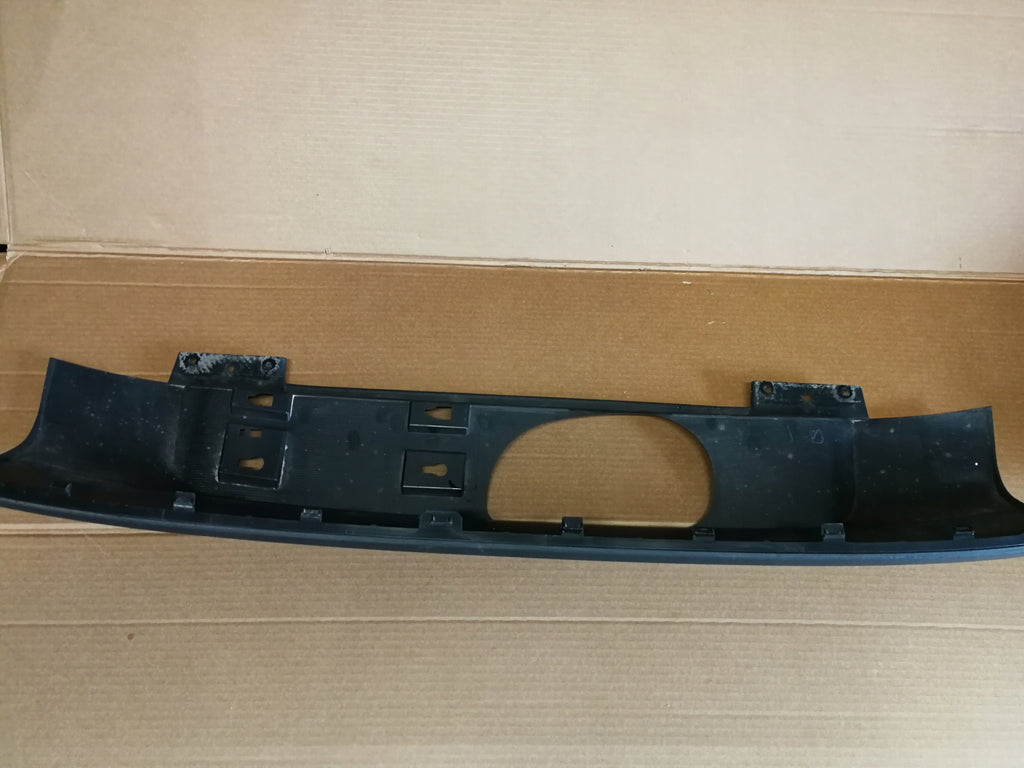 VOLVO V60 II 18- DOKŁADKA DOLNA ZDERZAKA TYŁ 32227004