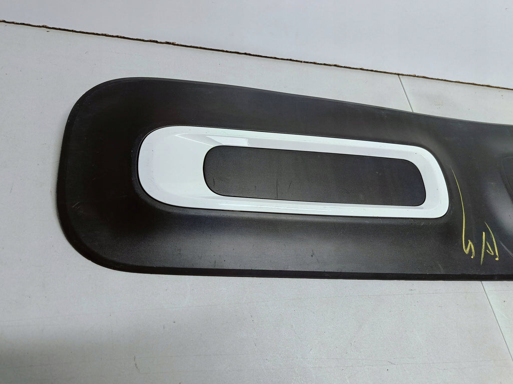 Citroën C3 III LIFT 20- ZIERLEISTE TÜRE RECHTS VORNE 9833480777