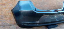 Laden Sie das Bild in den Galerie-Viewer, MAZDA 2 II LIFT 19-23 D4 PDC STOSSFÄNGER HINTEN D43N-50221