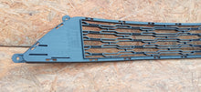 Laden Sie das Bild in den Galerie-Viewer, KIA CEED I LIFT 09- KÜHLERGRILL STOSSSTANGE VORNE NEU 86522-1H500