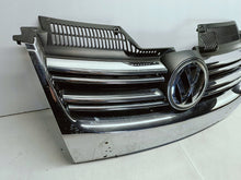 Laden Sie das Bild in den Galerie-Viewer, VOLKSWAGEN Golf V KOMBI JETTA 05- KÜHLERGRILL STOßSTANGE VORNE 1K5853651