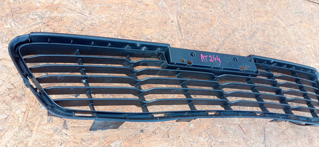 TOYOTA HILUX 15- MITTELGITTER STOßSTANGENGRILLE VORNE 53112-0K130