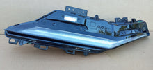 Laden Sie das Bild in den Galerie-Viewer, NISSAN ARIYA 20- RECHTE UNTERE SCHEINWERFER VORNE LED TFL ORIG. EU W5752