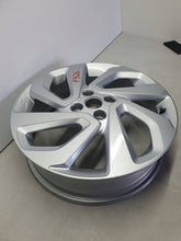 Załaduj zdjęcie do przeglądarki galerii, Toyota Aygo X FELGA ALUMINIOWA 17 CALI 17''X5'' ET40 4X100 OE CMS1210-4