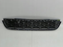 Load image into Gallery viewer, CITROEN C3 III 16- ATRAPA KRATKA DOLNA GRILL ZDERZAKA PRZÓD 9812062277