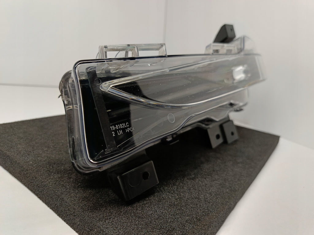 TESLA 3 LIFT Y 20- HALOGEN DRL LEWY LAMPA PRZECIWMGIELNA LED 1624797-00-A