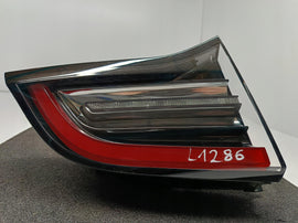 TESLA MODEL Y 20- 3 LIFT 22-LAMPA KLAPY BAGAŻNIKA LEWY TYŁ LED 1502088-00-B
