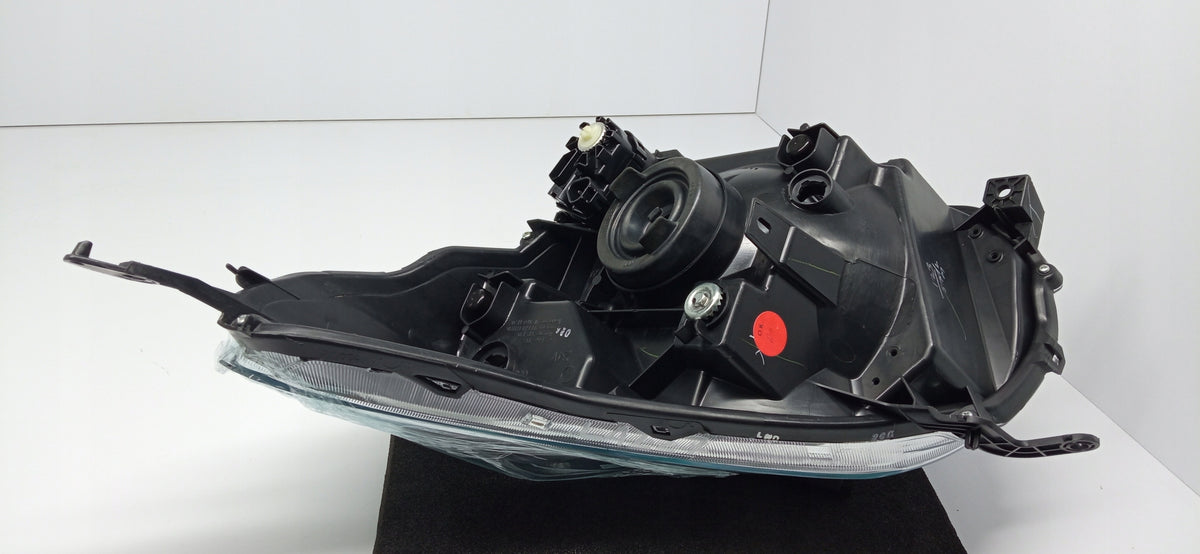Suzuki Alto VII 09- Front Right Light Front Standard H4 — photo 8 of 11