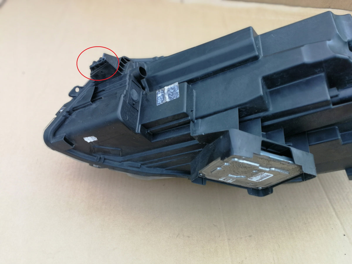 Ford Kuga MK3 III 19- Feu Avant Droite Avant Full LED LV4B-13E016-Ah — photo 9 sur 12