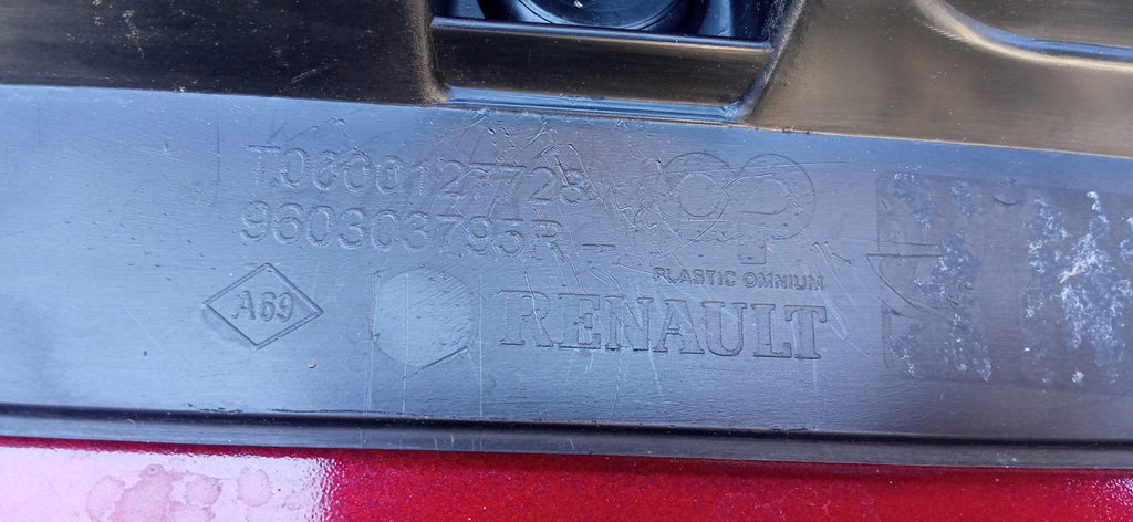 RENAULT CLIO IV KOMBI 12- SPOILER LOTKA DASZEK KLAPY BAGAŻNIKA 960303795R