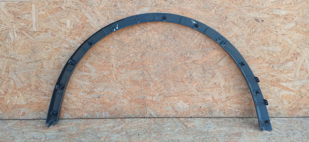 TESLA MODEL Y 22- KOTFLÜGELLEISTE HINTEN RECHTS 1683866-00-A