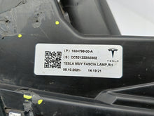 Laden Sie das Bild in den Galerie-Viewer, TESLA 3 LIFT Y 20- NEBELSCHEINWERFER RECHTS LED TAGFAHRLICHT 1624798-00-A