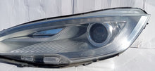 Laden Sie das Bild in den Galerie-Viewer, TESLA MODEL S 12- SCHEINWERFER LINKS XENON EU 6005910-00-C