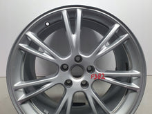 Laden Sie das Bild in den Galerie-Viewer, Tesla Model Y MY ALUFELGE 19 ZOLL 19x9.5 ET45 5x114.3 1188222-00-C