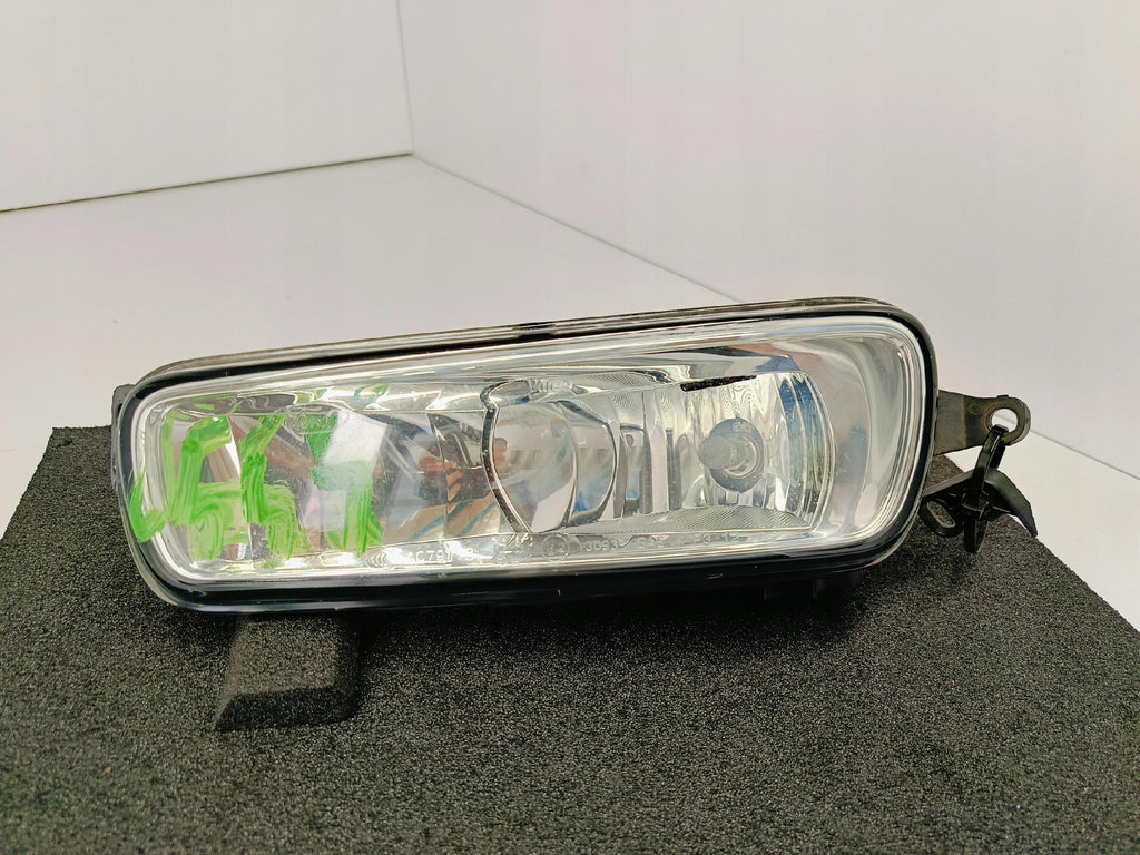 FORD FOCUS MK3 LIFT 14- HALOGEN PRZECIWMGIELNY LEWY PRZÓD F1EB-15A255-AB