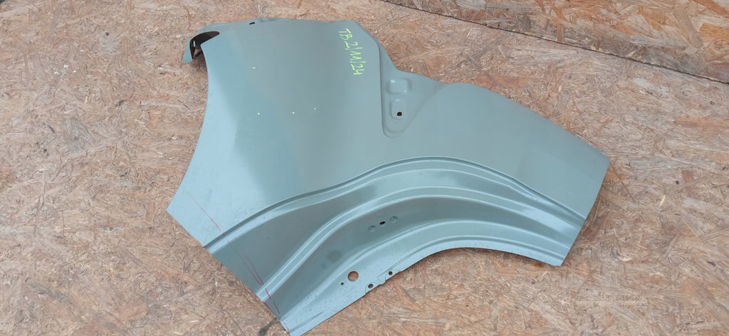 TOYOTA YARIS IV 4 20- KOTFLÜGEL SEITENWAND VERKLEIDUNG HINTEN RECHTS HINTEN RECHTER