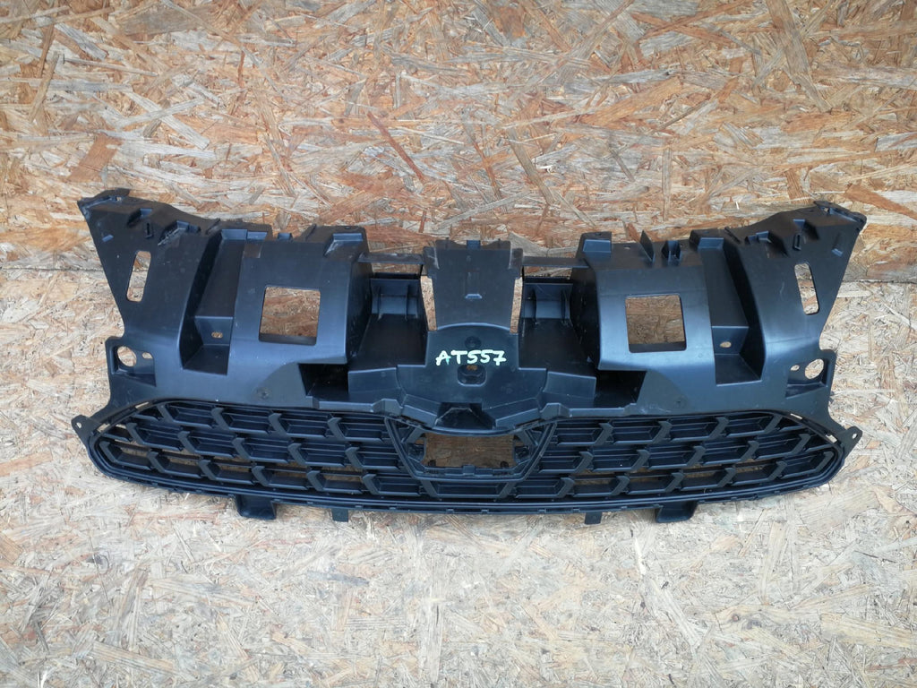 TOYOTA YARIS CROSS 20- ATRAPA KRATKA GRILL ZDERZAKA PRZÓD 53111-0DB20