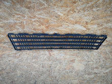 Load image into Gallery viewer, RENAULT CLIO III 3 GT RS 09- KRATKA ATRAPA GRILL ZDERZAKA PRZÓD 2006236