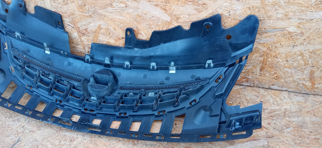 OPEL CORSA D LIFT 11- KÜHLERGRILL STOSSFÄNGER VORNE CHROM 13286000