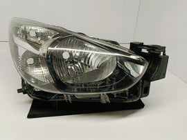 MAZDA 2 II DJ 14- LAMPA PRAWA PRZÓD PRZEDNIA PRAWA ZWYKŁA H4 DB5J-51030