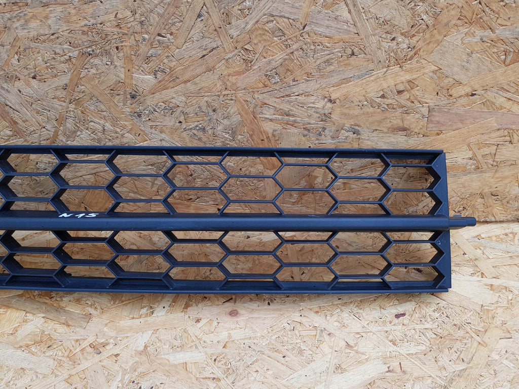 SKODA OCTAVIA III 13- ATRAPA GRILL KRATKA ZDERZAKA PRZEDNIEGO 5E0853677