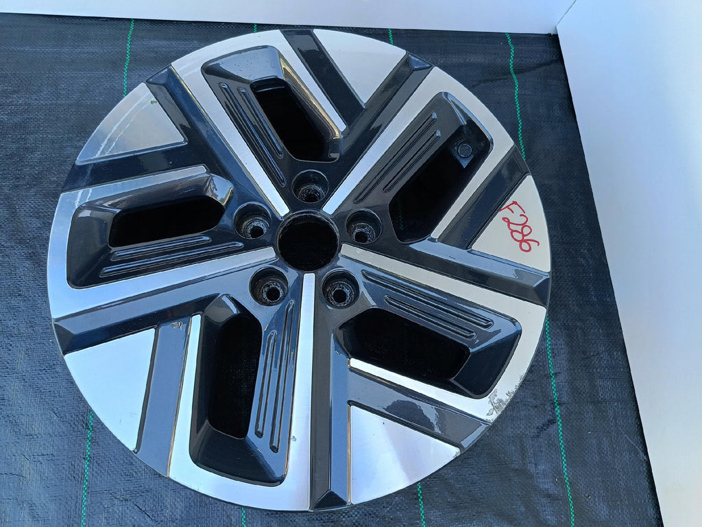 FELGA ALUMINIOWA HYUNDAI KONA 7.0"x17" 5X114.3 ET50 52910-DD100