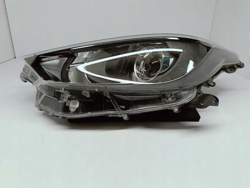 TOYOTA YARIS IV 4 19- LAMPA REFLEKTOR LEWY PRZÓD SOCZEWKA KOITO K0-6 EU