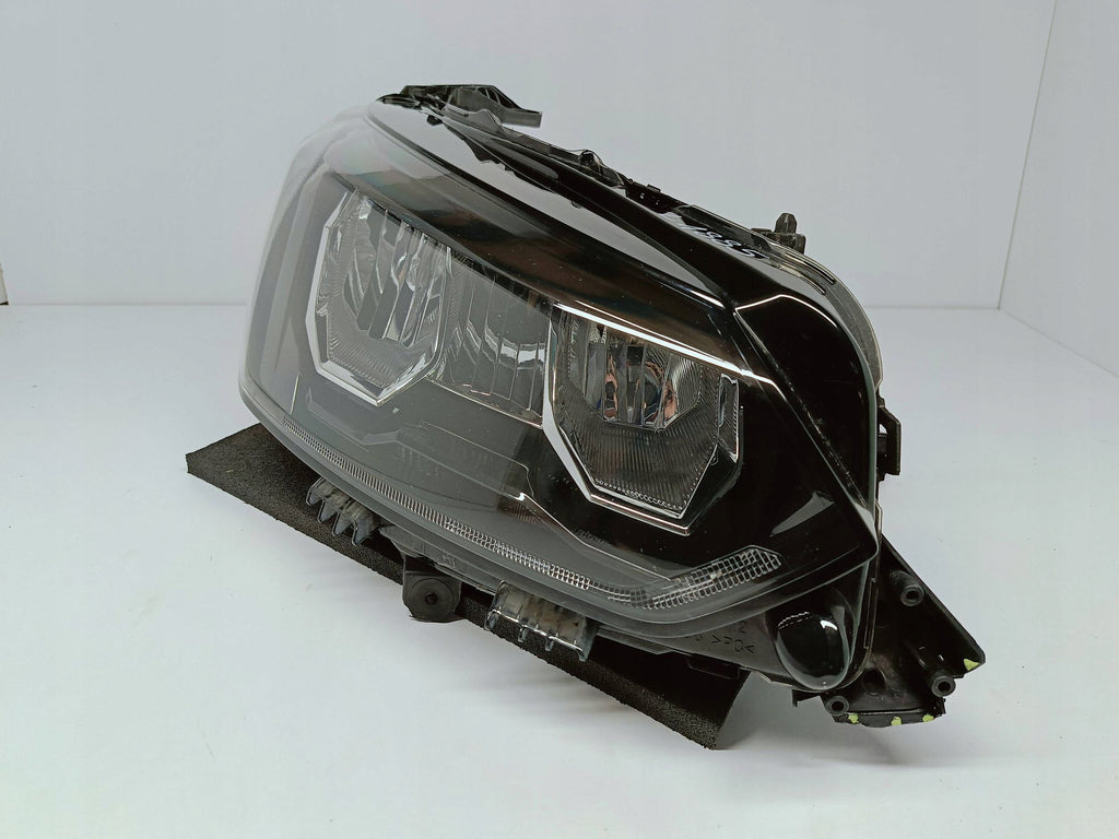 Peugeot 208 II 19- LAMPA PRAWA PRZÓD PRZEDNIA FULL LED EU 9833036180
