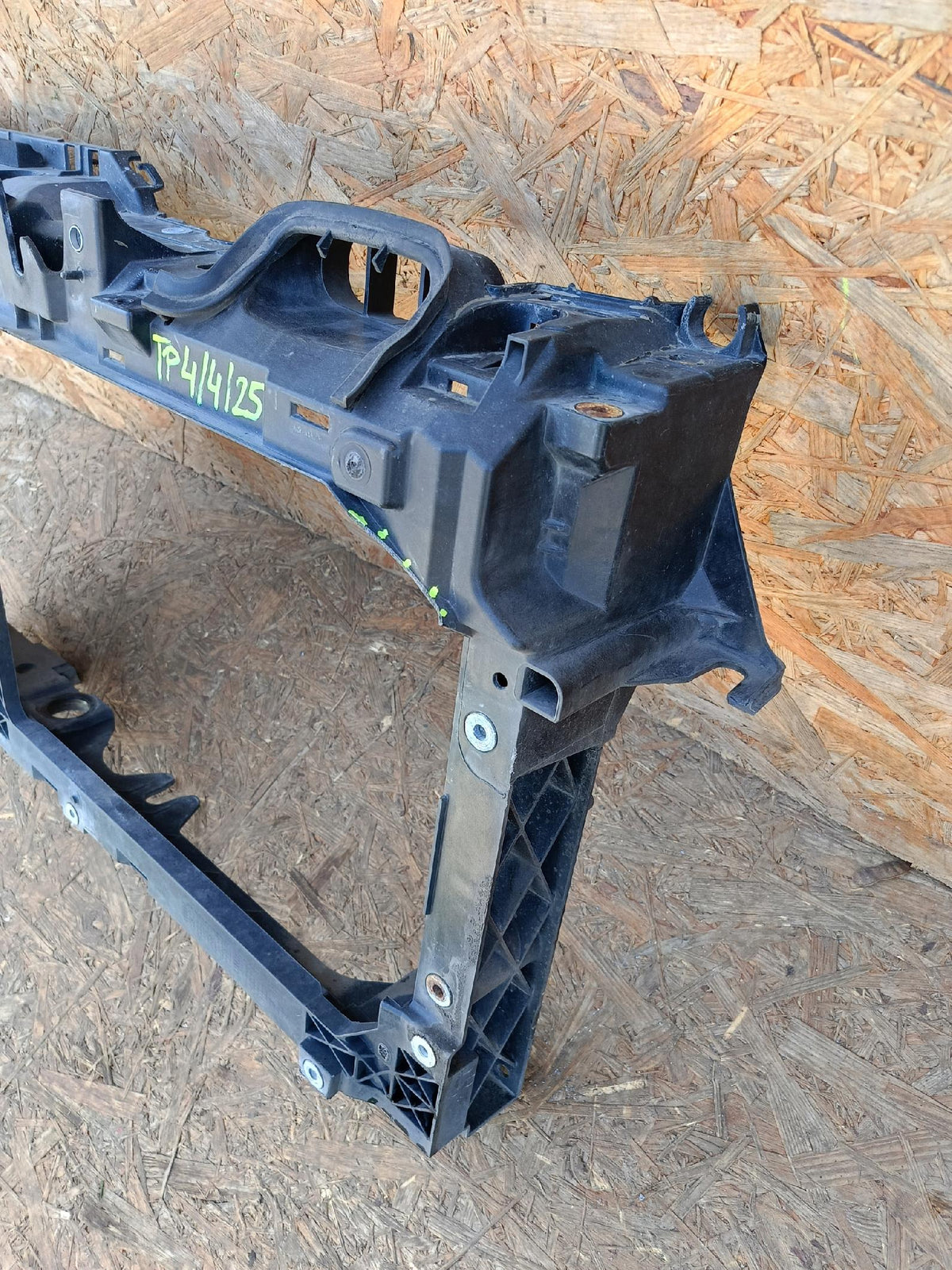 Ford Fiesta MK7 08- Section Renfort Avant Frontal 8V51-A16E146-Af — photo 3 sur 16