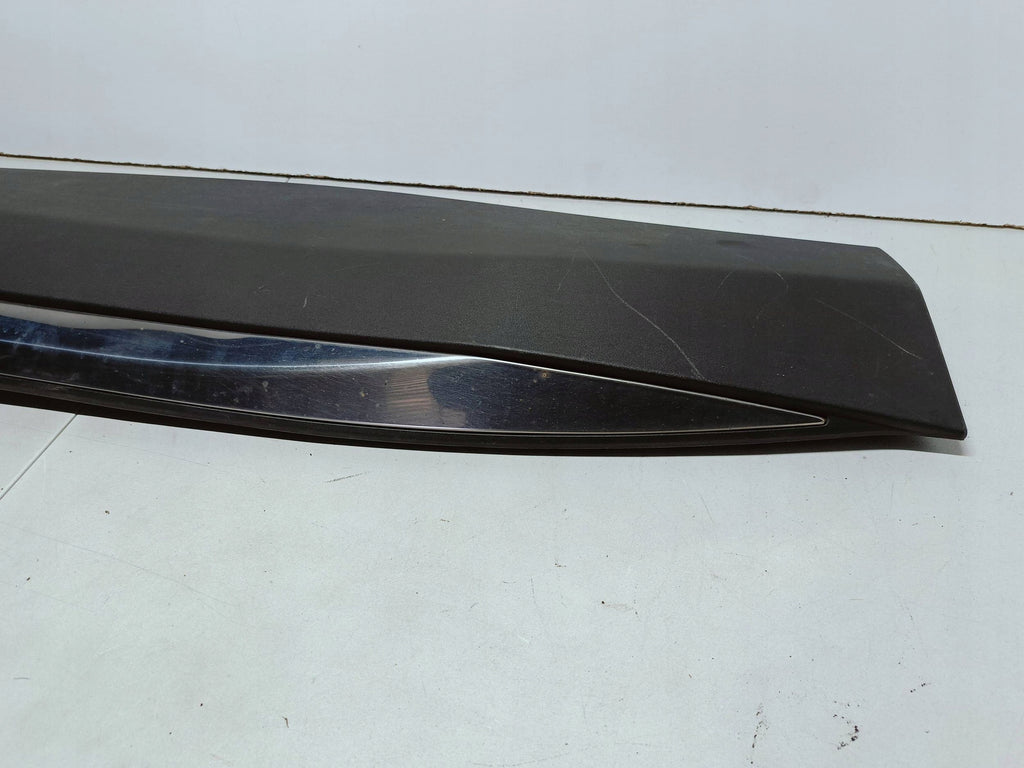 Peugeot 3008 5008 II 16- LISTWA DRZWI LEWA PRZÓD PRZEDNIA 9811404277