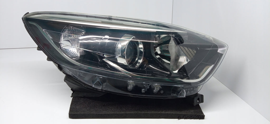 RENAULT CAPTUR I 13- LAMPA REFLEKTOR PRAWY PRZÓD ZWYKŁA H1 260105066R