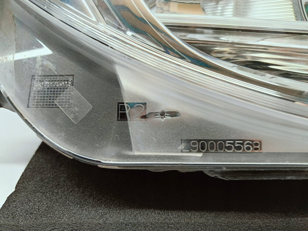 Opel Corsa D LIFT 11- LAMPA PRAWA PRZÓD PRZEDNIA ZWYKŁA EU 13432890