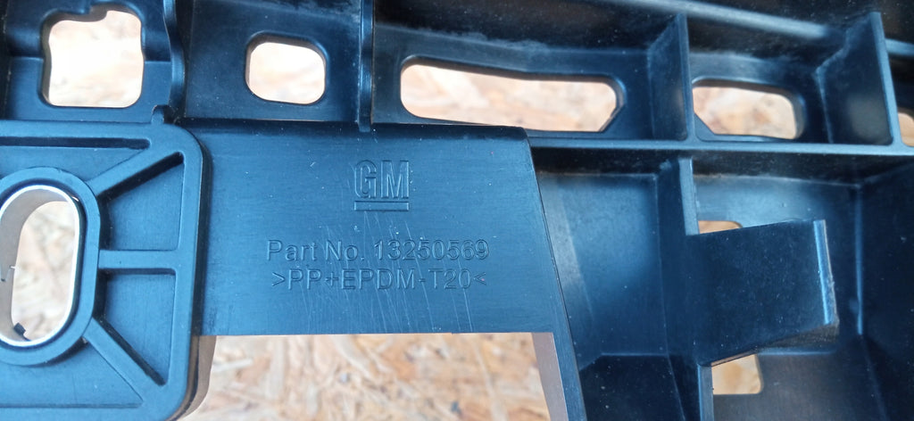 OPEL INSIGNIA A 08- ABDECKUNG OBERTEIL FRONTVERKLEIDUNG 13250569