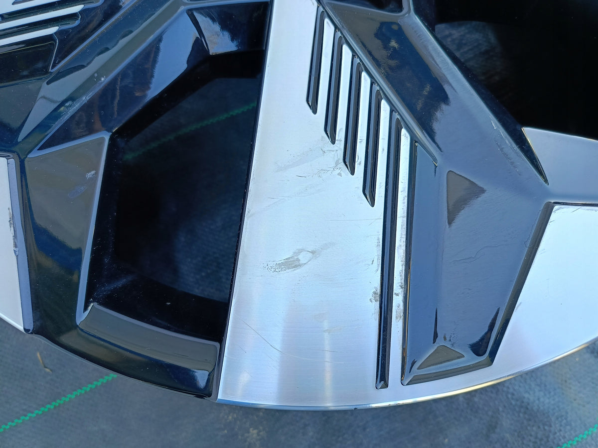 Felge Aluminium Renault Megane IV E-Tech 7.0"x20" 5X114.3 ET 34 403003990R — Foto 7 von 16