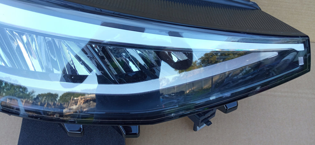 VW ID.4 ID4 21- LAMPA PRAWA PRZÓD PRZEDNIA FULL LED 11B941006