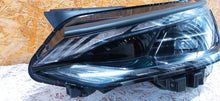 Laden Sie das Bild in den Galerie-Viewer, KIA EV6 EV-6 21- LAMPA REFLEKTOR LEWY PRZÓD FULL LED 92101-CV1 EUROPA OE