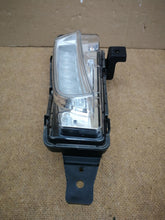 Laden Sie das Bild in den Galerie-Viewer, SUZUKI VITARA 15- HALOGEN TFL RECHTS LAMPE RECHTS LICHT STANLEY W1378