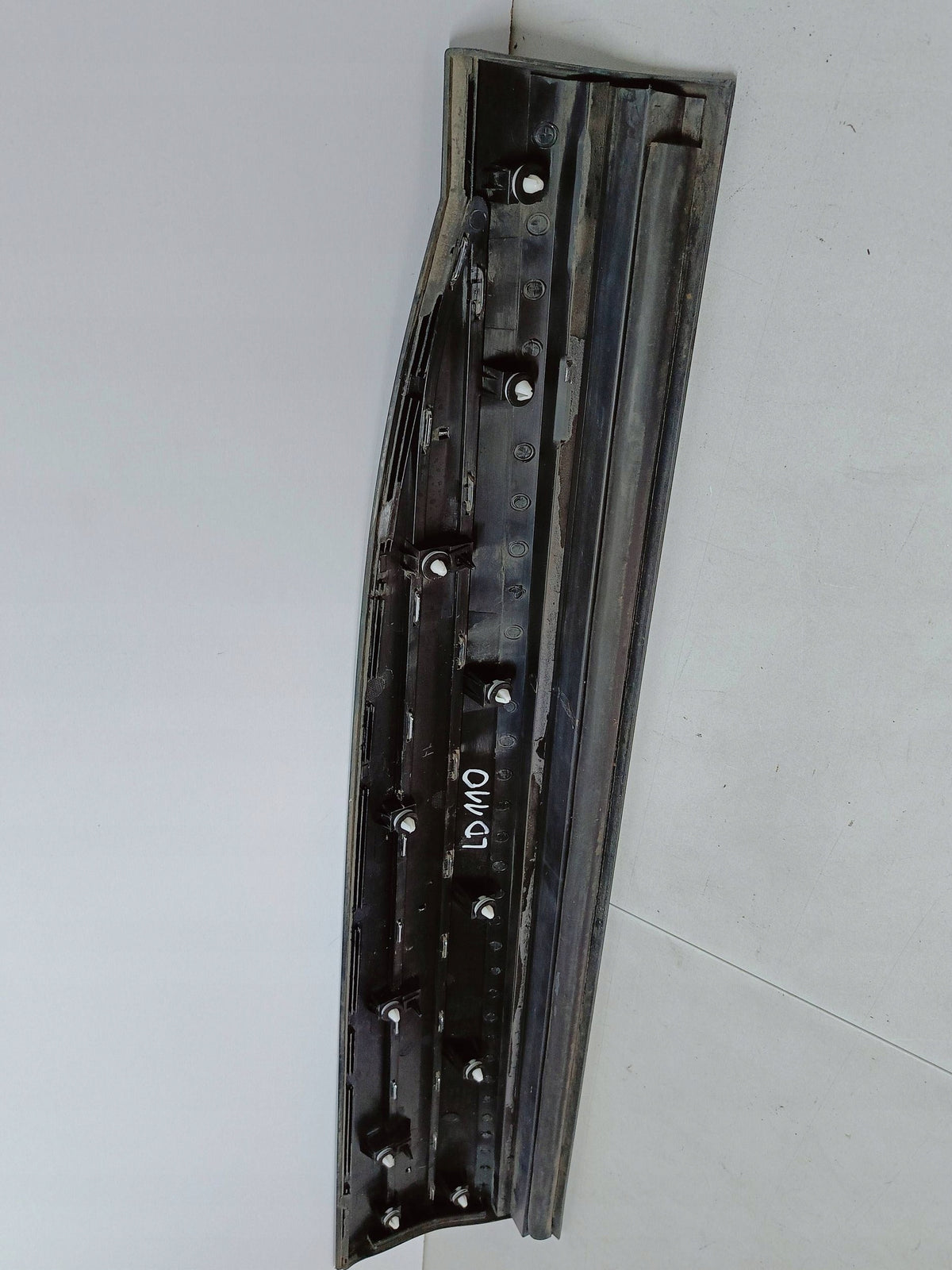 MG Hs 18- Baguette Cache Porte Avant Gauche Gauche Avant Chrome 10423724 — photo 10 sur 12
