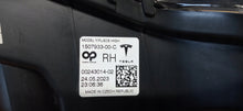 Załaduj zdjęcie do przeglądarki galerii, TESLA MODEL 3 Y LIFT 20- HALOGEN DRL PRAWY LAMPA PRAWA 1507933-00-C